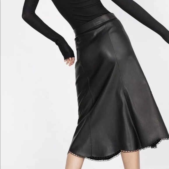 SOLD OUT NWT ZARA FAUX LEATHER SKIRT - Picture 8 of 10